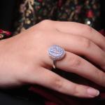 انگشتر عقیق سوسنی حکاکی یاصاحب الزمان زنانه کد 1376