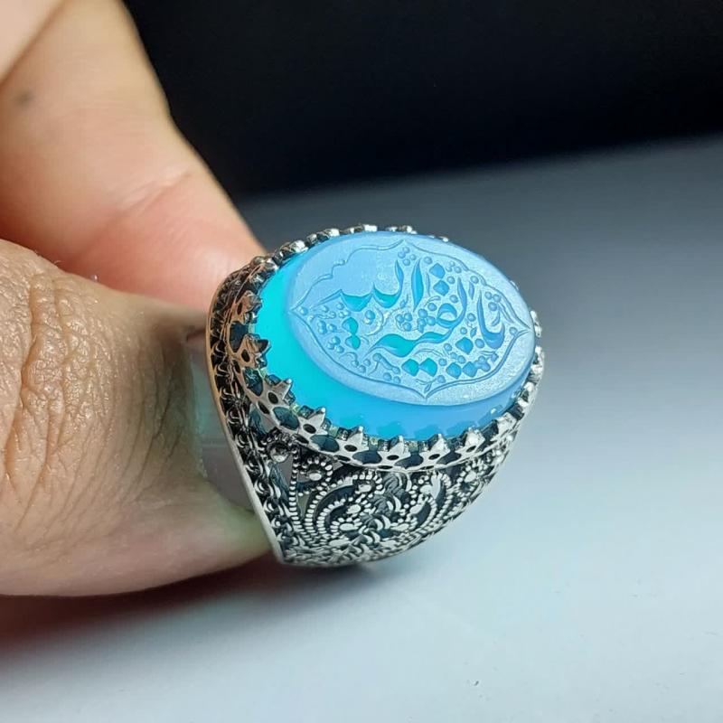 خرید انگشتر عقیق کبود خطی منقش به ذکر شریف یا بقیة الله (عج) کد ۱۸۶۵