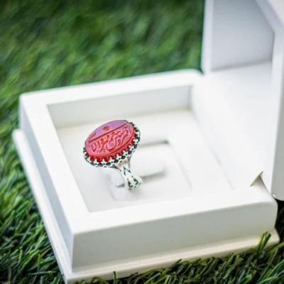 انگشتر نقره باسنگ عقیق قرمز با حکاکی امیری حسین نعم الامیر کد 1356