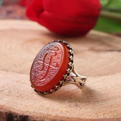 خرید انگشتر عقیق قرمز یا زینب (س) با رکاب خاص طرح نیزه؛ نماد صبر و استقامت کد 4244