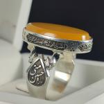 انگشتر نقره باسنگ شرف الشمس ذکر روی رکاب (سجده زیارت عاشورا) ذکر بغل رکاب (حسین منی وانا من حسین) کد 2340